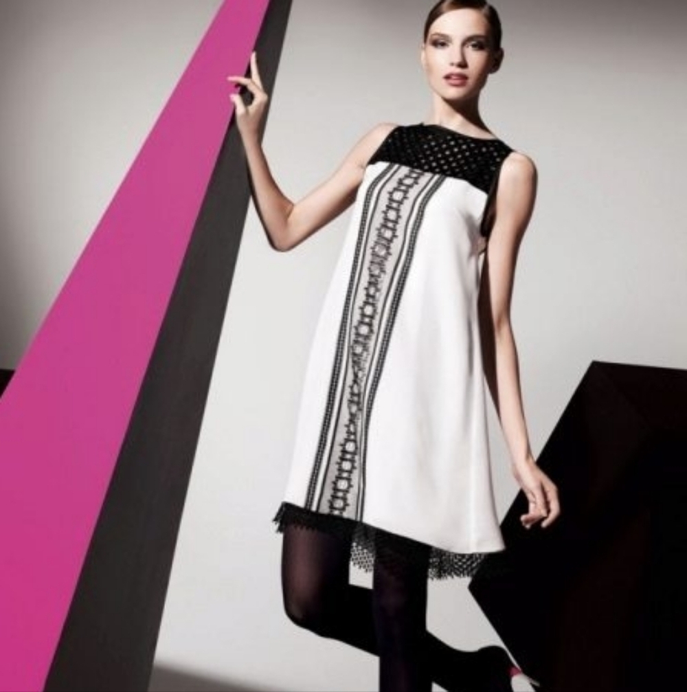 NWOT Chetta B Beaded Sunhee Dress Size 2